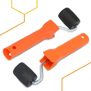 Wałek dociskowy do tapet beczkowy z uchwytem