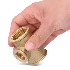Trójnik mosiężny 1''x1/2''x1'' GW
