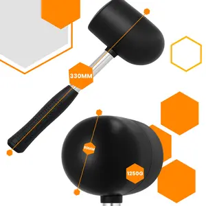 Młotek gumowy z metalowym uchwytem 90 mm x 1250 g czarny